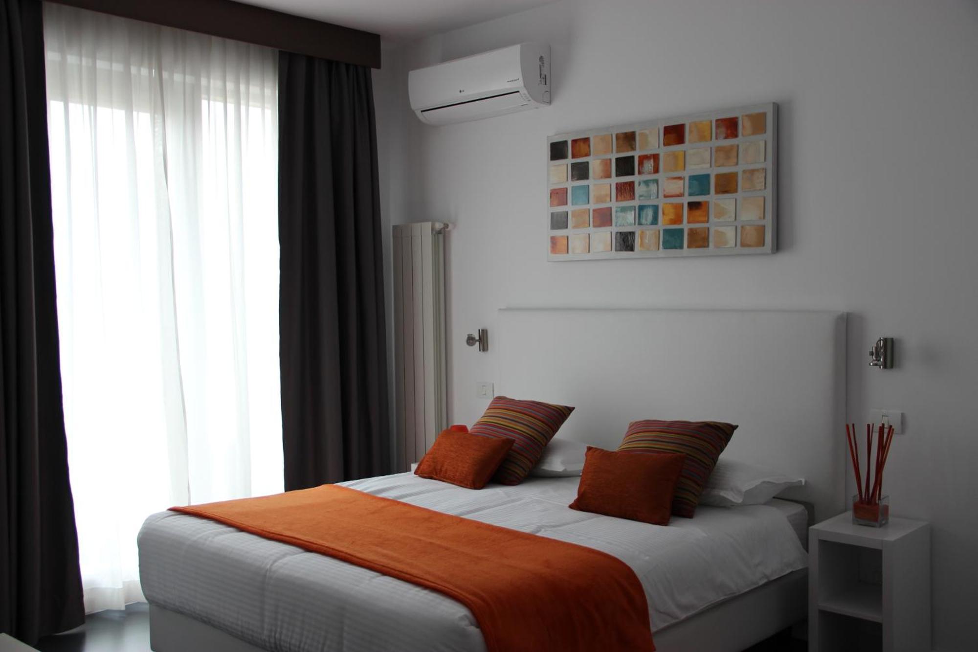 Living Aparthotel 3*