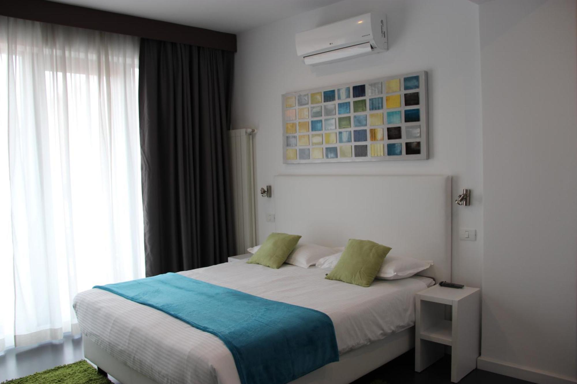 Living Aparthotel Bucarest