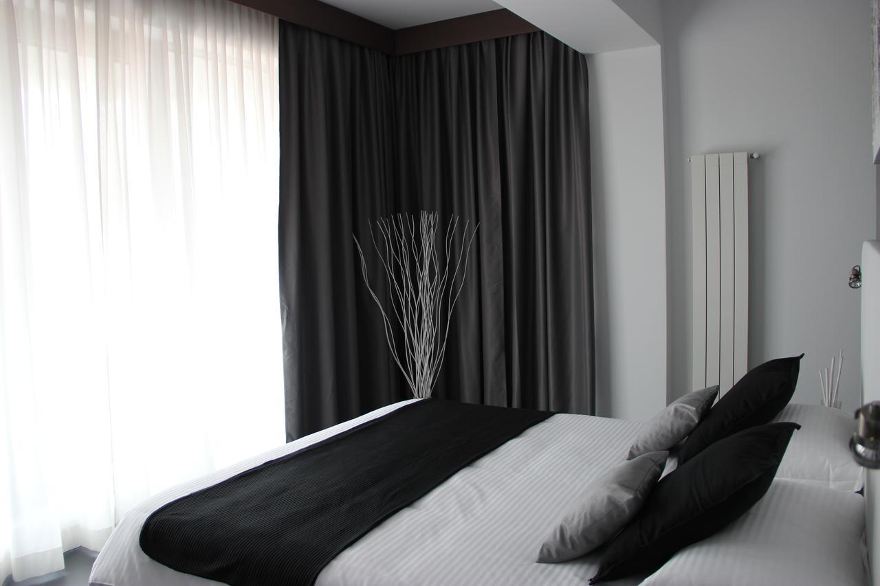 Aparthotel Living 3*